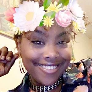 Meet your Posher, Shawntelia